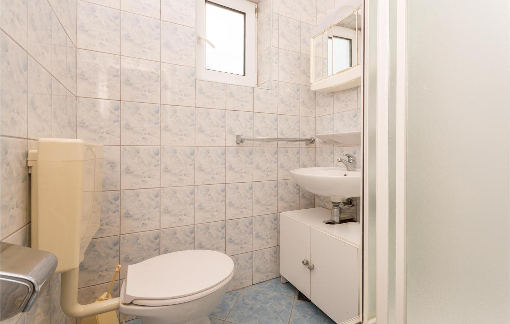 Awesome Apartment In Sveti Filip I Jakov W/ 1 Bedrooms Esterno foto