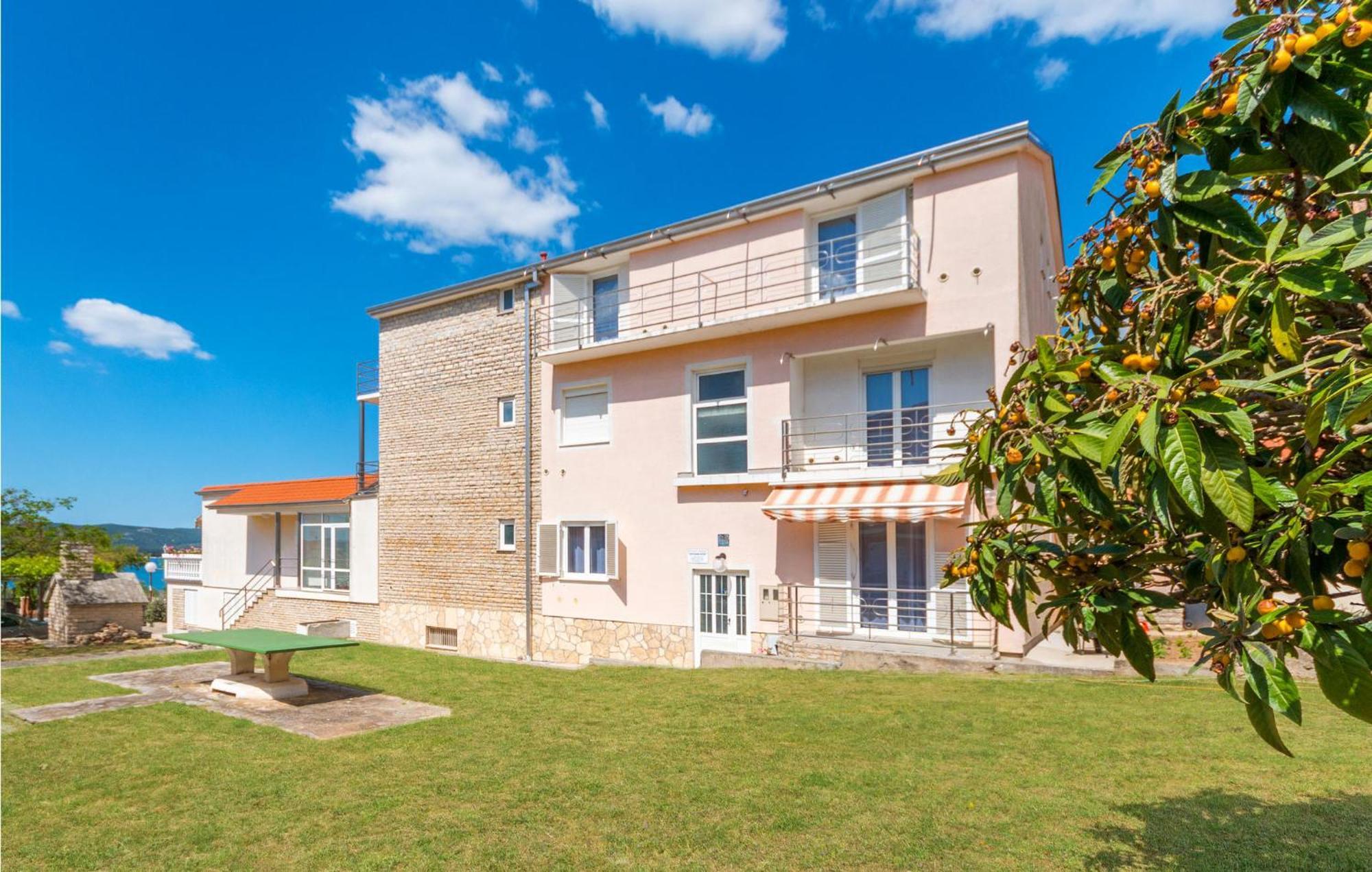 Awesome Apartment In Sveti Filip I Jakov W/ 1 Bedrooms Esterno foto